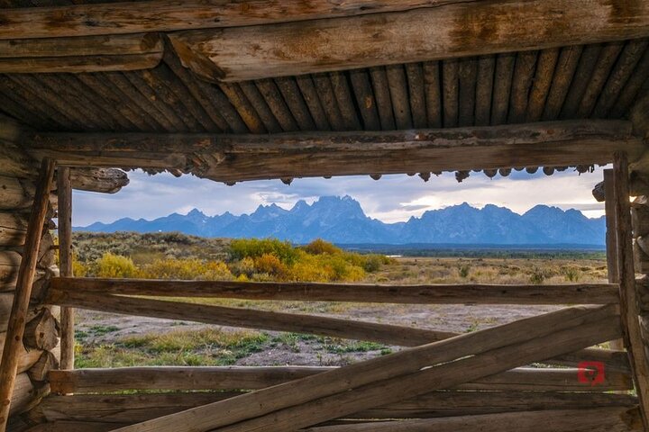 Self-Guided Audio Driving Tour in Yellowstone and Grand Teton