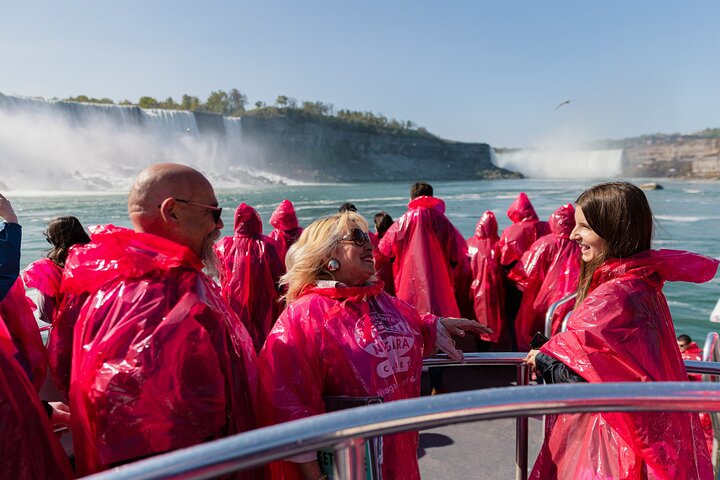 Niagara Falls Tour with Boat Ride & Journey Behind the Falls