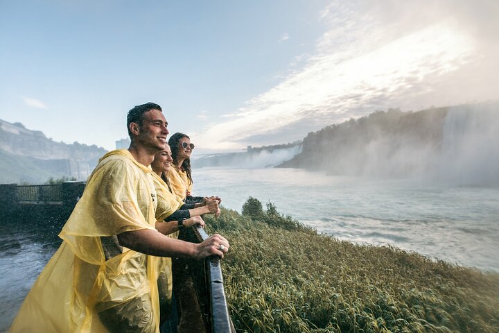 Niagara Falls Tour with Boat Ride & Journey Behind the Falls