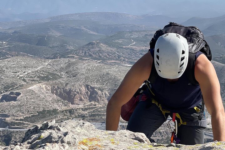 Climbing and Rappel for Beginners in Peña de Bernal Queretaro