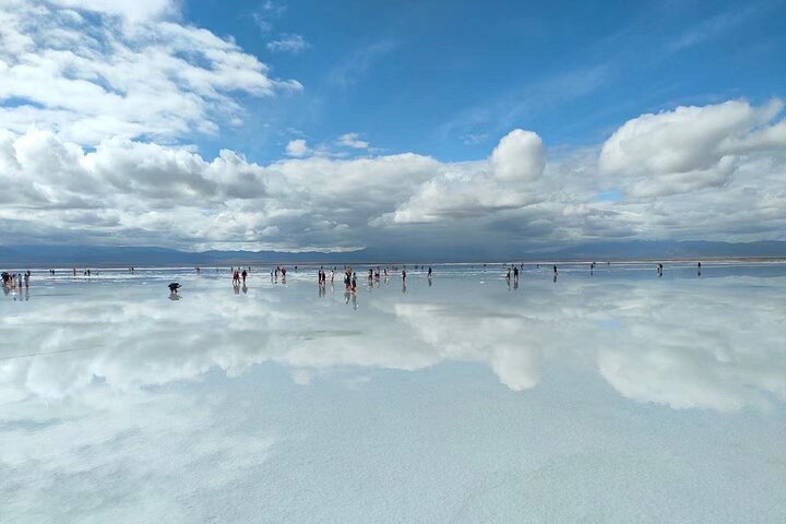 Private Day Tour to Qinghai Lake and Chaka Salt Lake from Xining
