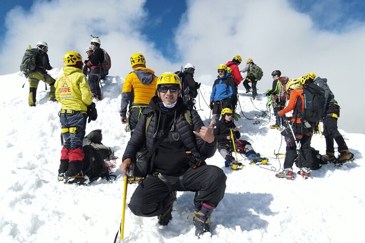 Tour Climbing Nevado Mateo | Your First 5,150 m Summit | 12 Hours