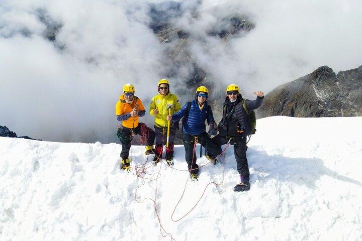 Tour Climbing Nevado Mateo | Your First 5,150 m Summit | 12 Hours