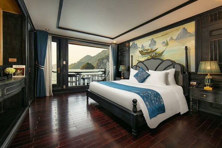 3 Day/2 Night Halong-Lan Ha Bay 5 Star Cruise with Balcony Cabin
