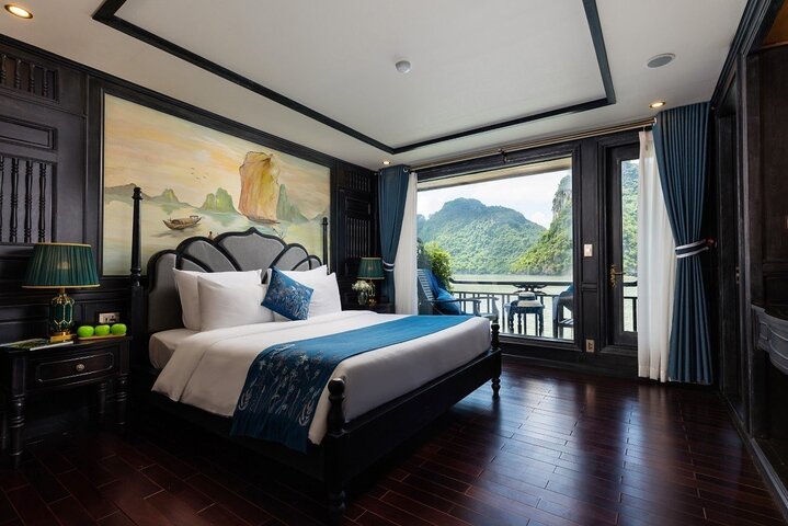2-Day Ha Long-Lan Ha Bay-Bai Tu Long Bay 5 Star Cruises & Balcony