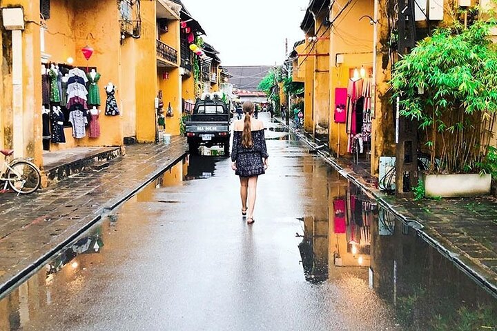 Chan May Port / Tien Sa port: Tour Da Nang & Hoi An Highlights