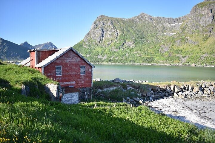 Lofoten VIP PRIVATE tour from Svolvaer