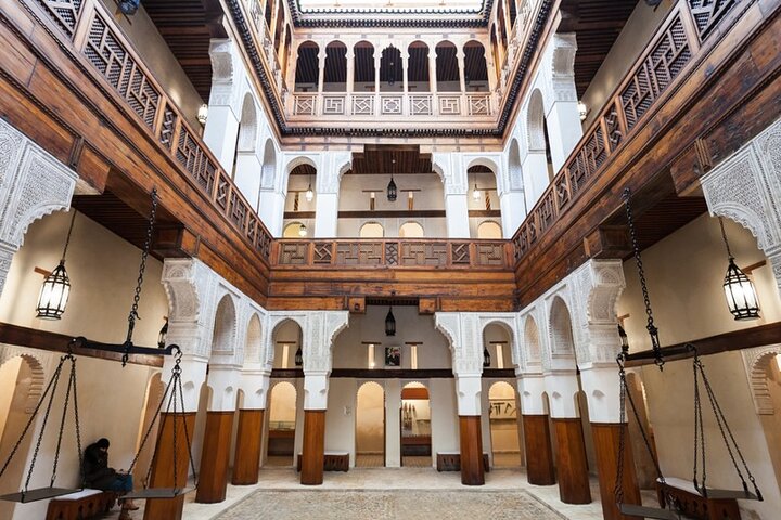 Private Guided Walking Tour of Fes Medina with Local Expert