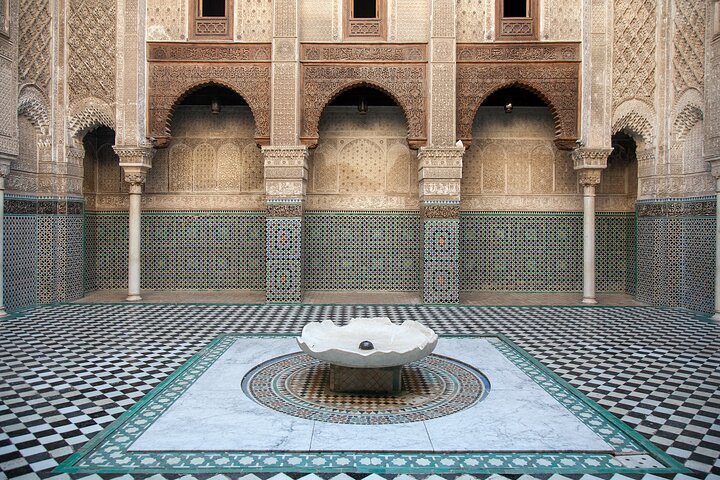 Private Guided Walking Tour of Fes Medina with Local Expert