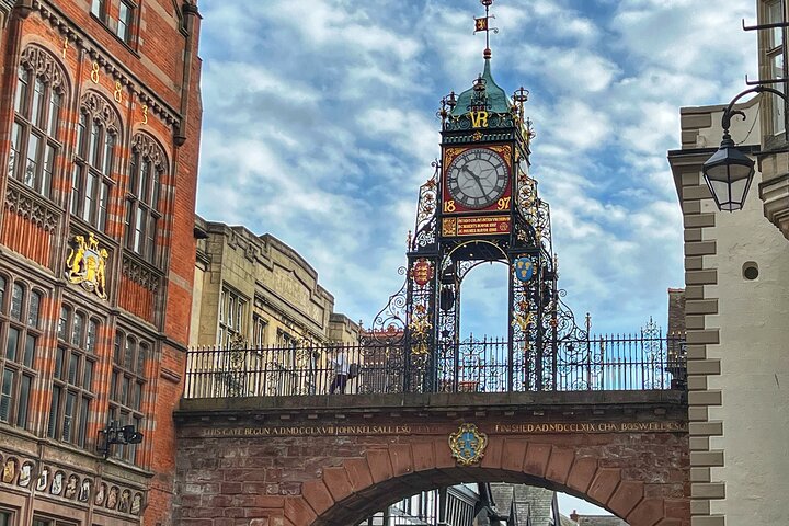 The Heart of Chester Walking Tour - Guided Walk