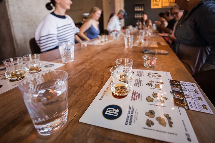 Distillery District Food & History Tour in Lexington