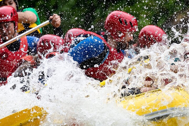 Rafting experience on the Ulla River