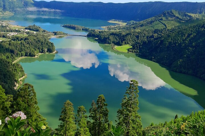 Essential San Miguel: 2 Day-Tour of Natural Wonders & Top Spots