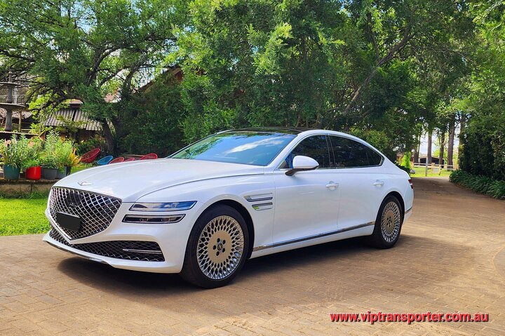 Limoroo Luxe Private Transfers to The Blue Mountains Australia