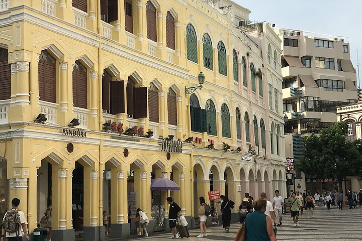 Full- Day Macau Tour from Hong Kong via HZM Bridge