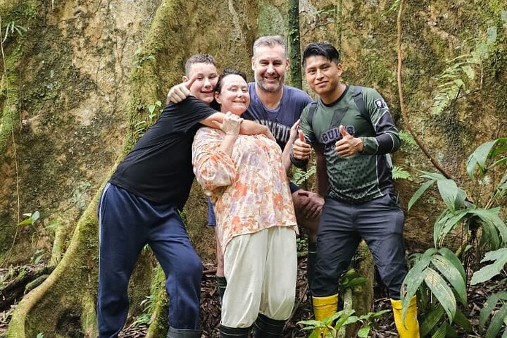 Amazon Jungle & Baños Adventure City: 4 Days of Nature & Wildlife