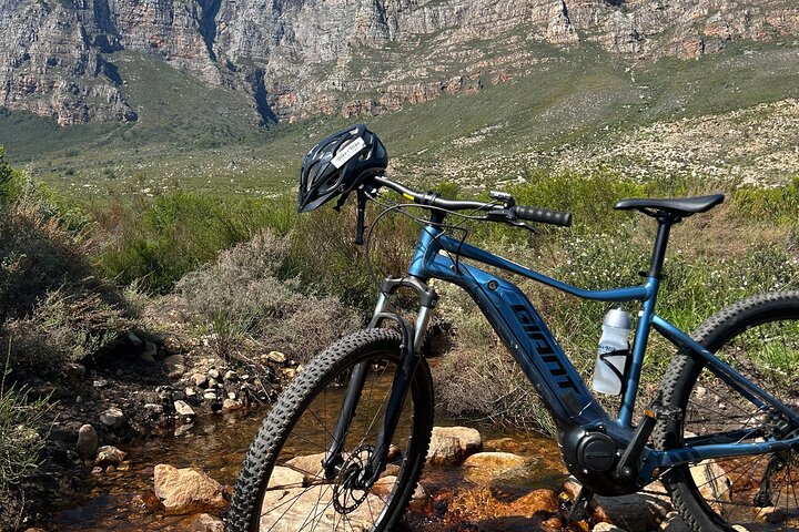 Franschhoek E-bike Ride & Wine w.Lunch