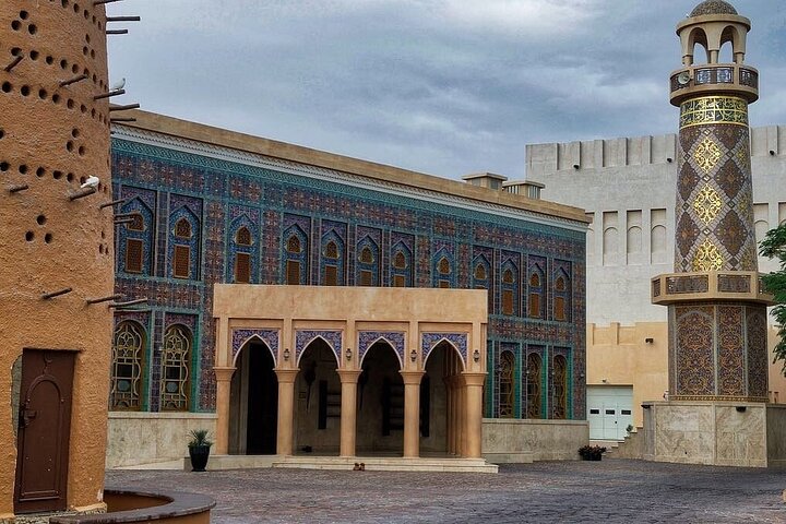 Doha layover, Stopover,Transit (4 Hours Private guided city tour)