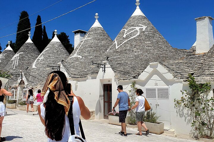From Lecce : Alberobello, Locorot., Ostuni, guided tour, 2 Testings