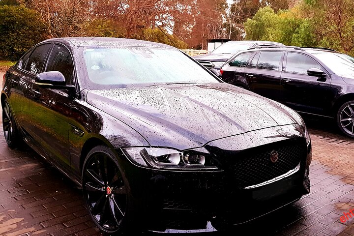 Limoroo Luxe Private Transfers to The Blue Mountains Australia