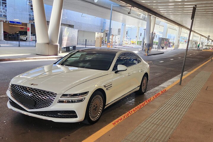 Limoroo Luxe Private Transfers to The Blue Mountains Australia