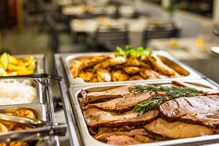 Gold Coast Buffet Dinner Sightseeing Cruise