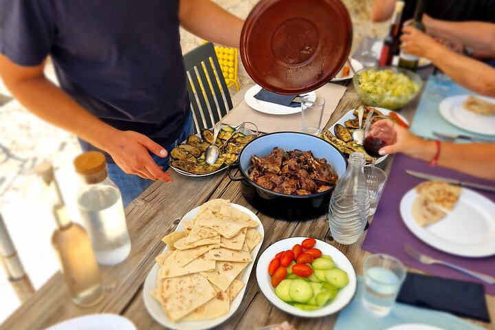 From farm to table : Cooking class on island Brac