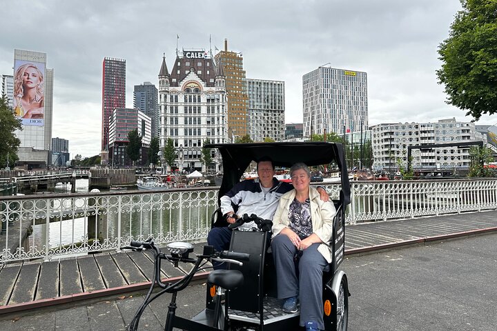 Private Pedicab/Rickshaw Tour of Rotterdam With a Local Guide