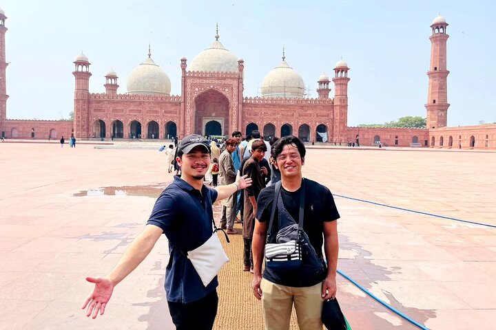 Private Lahore Full Day Sightseeing Tour
