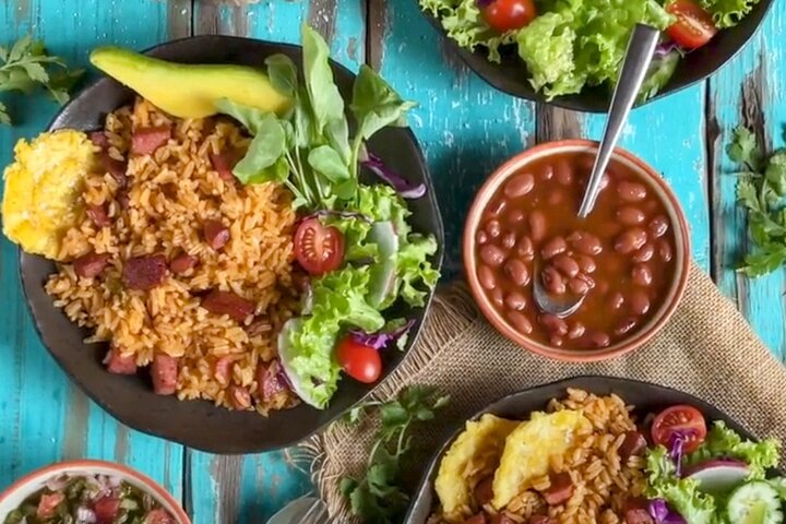 AMBER COVE-TAINO BAY 5 Zip Lines 7 Waterfalls + Locale Food
