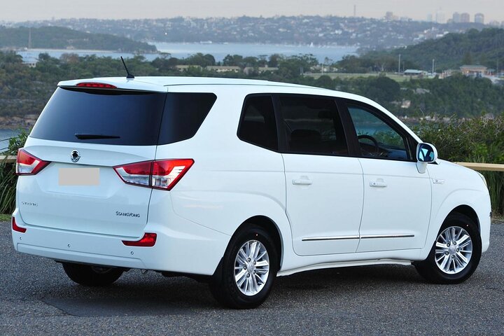 Tokyo Haneda Airport (HND) to Yokohama Port - Private Transfer