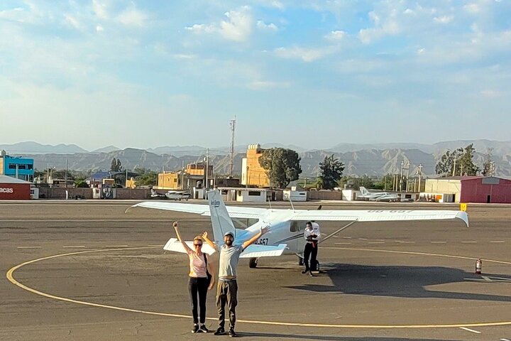 Nazca Lines flight and Chauchilla Cemetery
