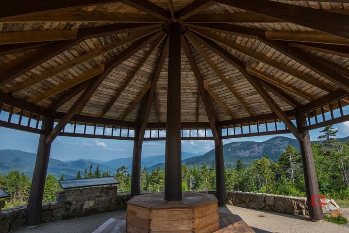 Self-Guided Audio Driving Tour in Kancamagus Highway