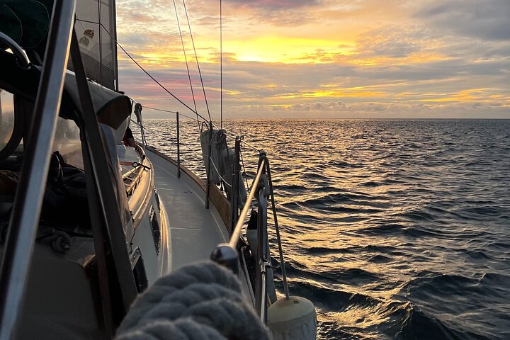 Sunset Sailing Santa Marta Bay