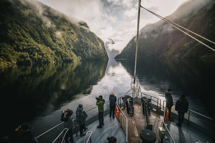 Doubtful Sound Overnight Cruise