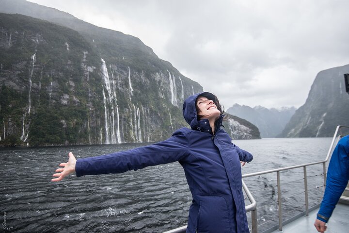 Doubtful Sound Overnight Cruise