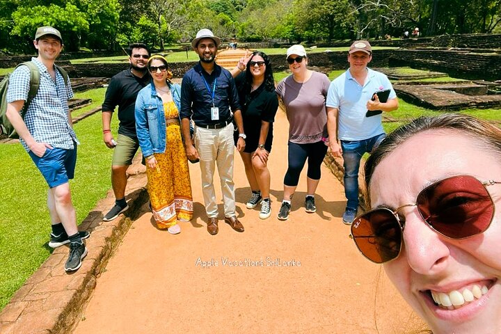 From Colombo: Sigiriya and Dambulla Day Trip and Safari