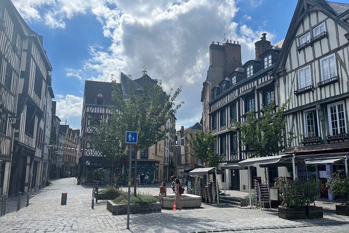 e-Scavenger hunt Rouen: Explore the city at your own pace