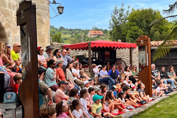 Immersive visit to the Velarde Palace Museum