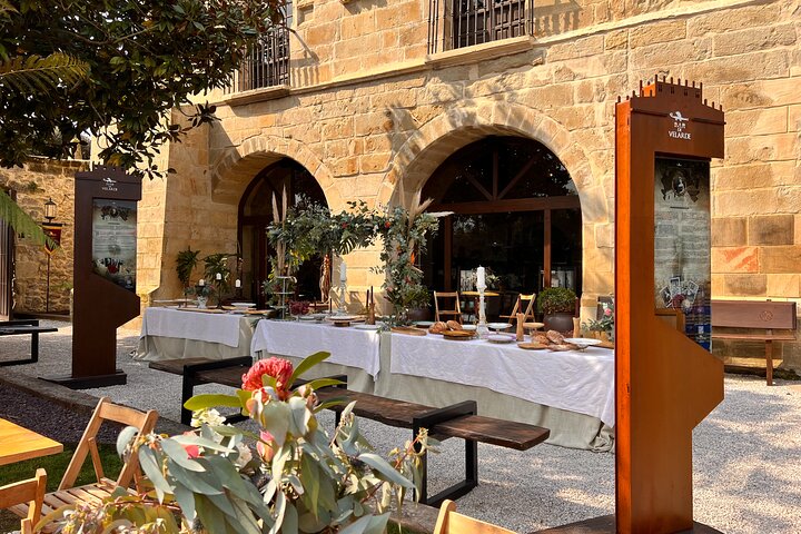 Immersive visit to the Velarde Palace Museum