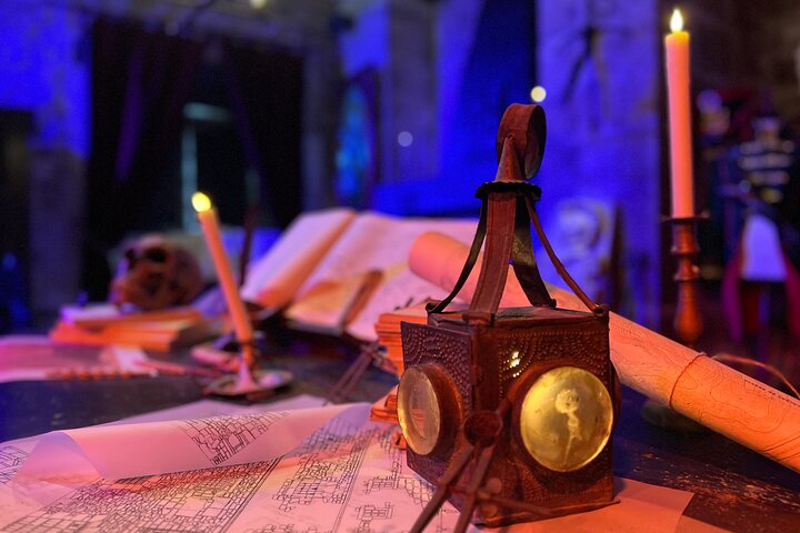 Immersive visit to the Velarde Palace Museum