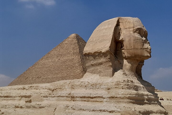 Private Guided Tour Giza pyramids, Sphinx with an Egyptologist