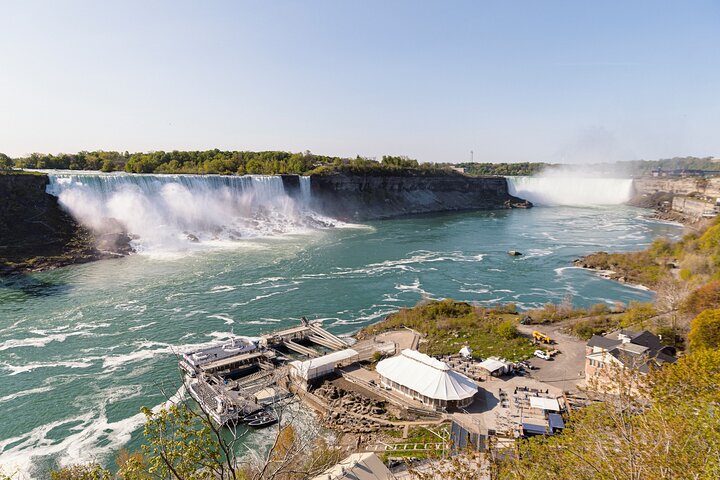 Exclusive Priority Niagara Boat Tour & Journey Behind Falls