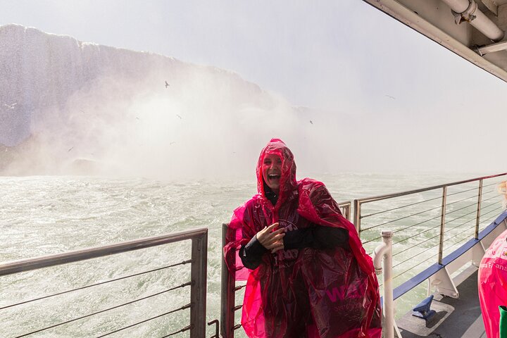 Exclusive Priority Niagara Boat Tour & Journey Behind Falls