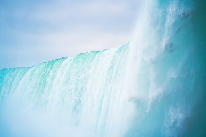 Exclusive Priority Niagara Boat Tour & Journey Behind Falls