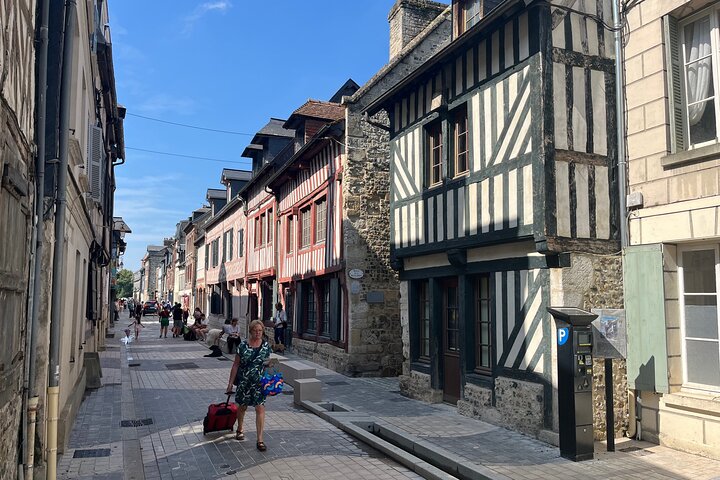 e-Scavenger hunt Honfleur: Explore the city at your own pace