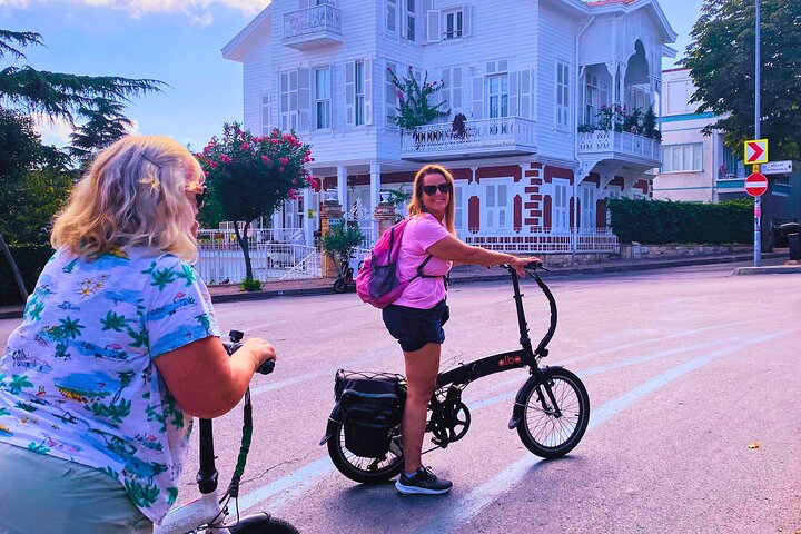Princes' Islands ( Büyükada ) E-bike Tour
