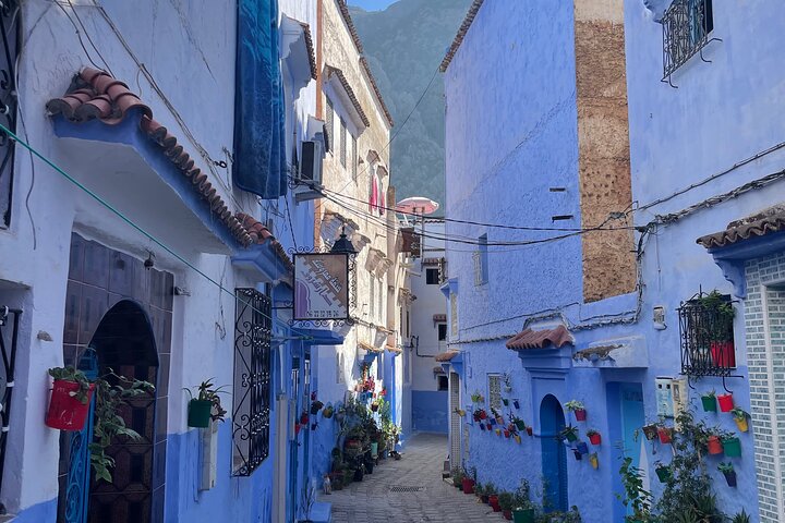 Explore chefchaouen like a local