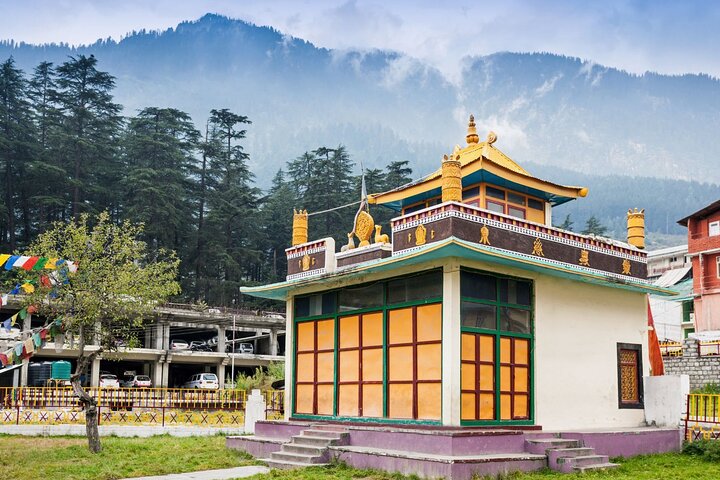 Experience the Best of Dharamshala with a local - Private 8 Hrs Tour in AC Car