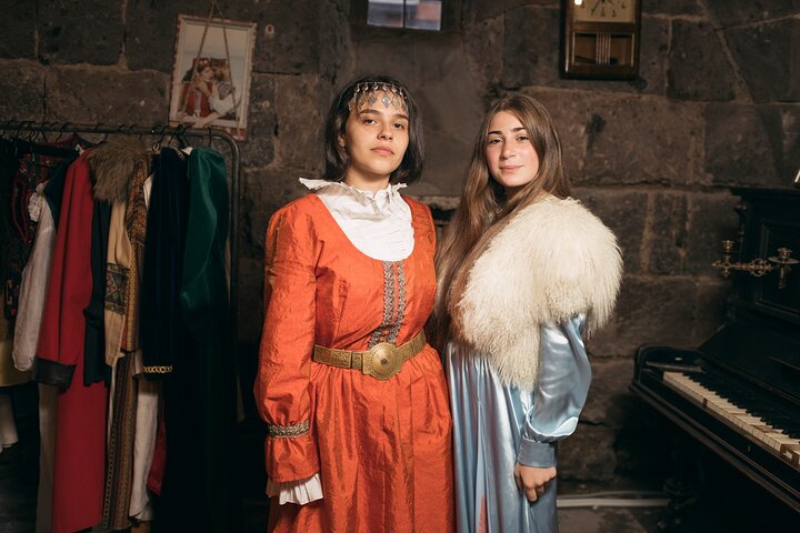 Private Professional Armenian Costume Photo Shoot